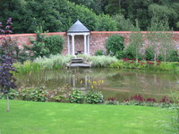 Walled water gardens